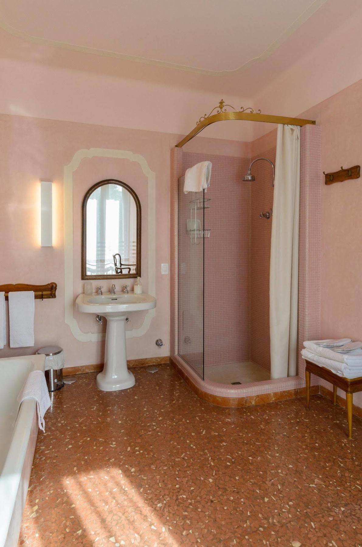 Il Cantelino Padova Luaran gambar